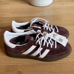 New with tags Adidas Handball Spezial sneakers. Men’s size 7.5 US.